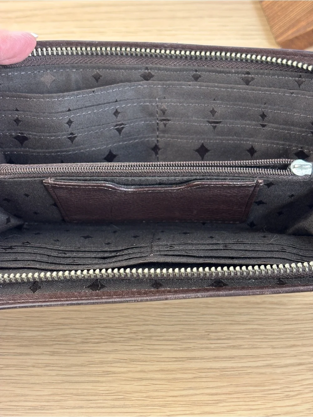 Y2K Fossil Key-Per Canvas Diamond Geometric Black/Brown Zip Around Wallet‎